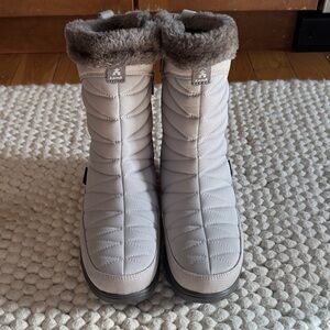 Kamik Women's Light Gray Quilted Winter Boots